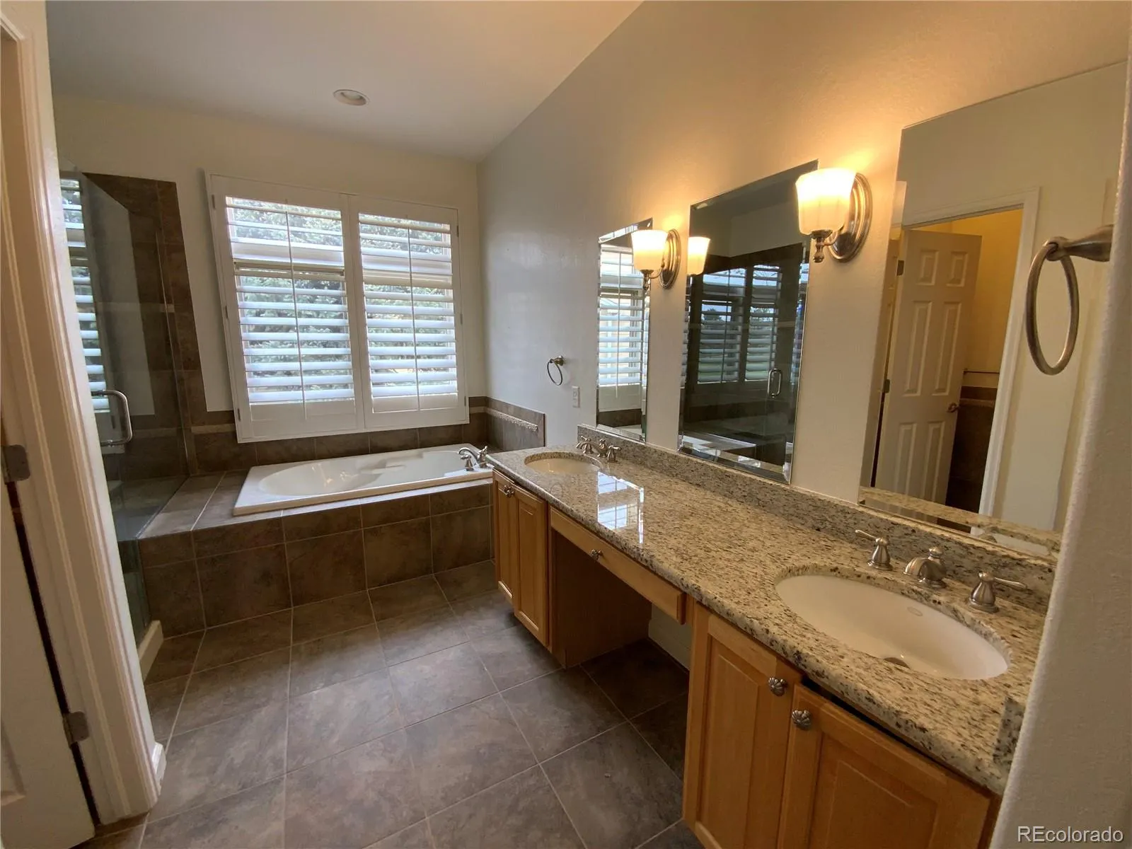 2 Mackenzie Court Highlands Ranch CO 80130 MLS #REC7836334 05242026213439 1600 22