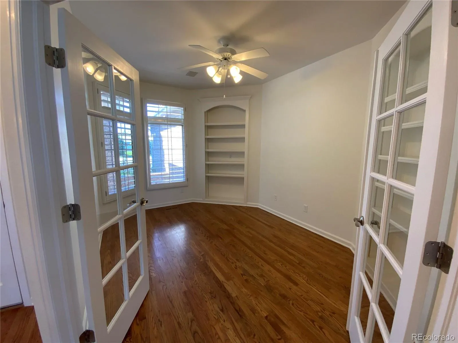 2 Mackenzie Court Highlands Ranch CO 80130 MLS #REC7836334 05242026213439 1600 4