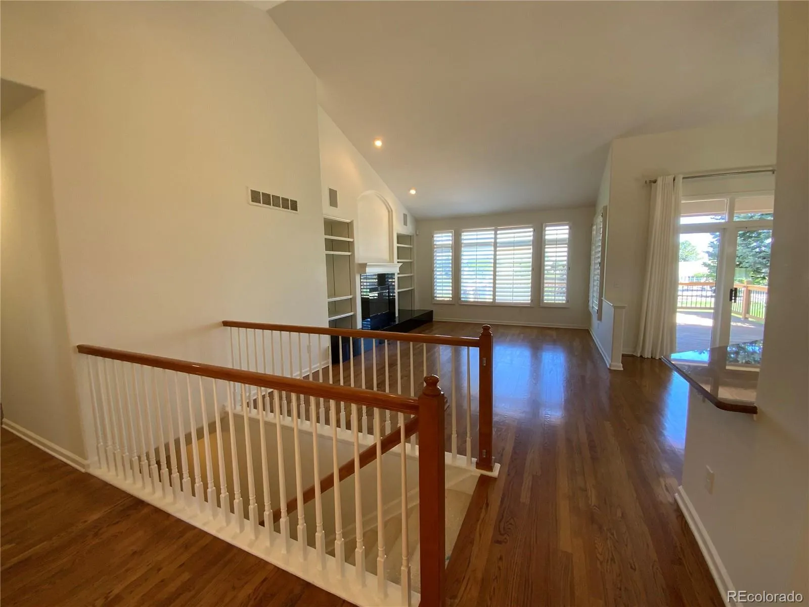 2 Mackenzie Court Highlands Ranch CO 80130 MLS #REC7836334 05242026213439 1600 6