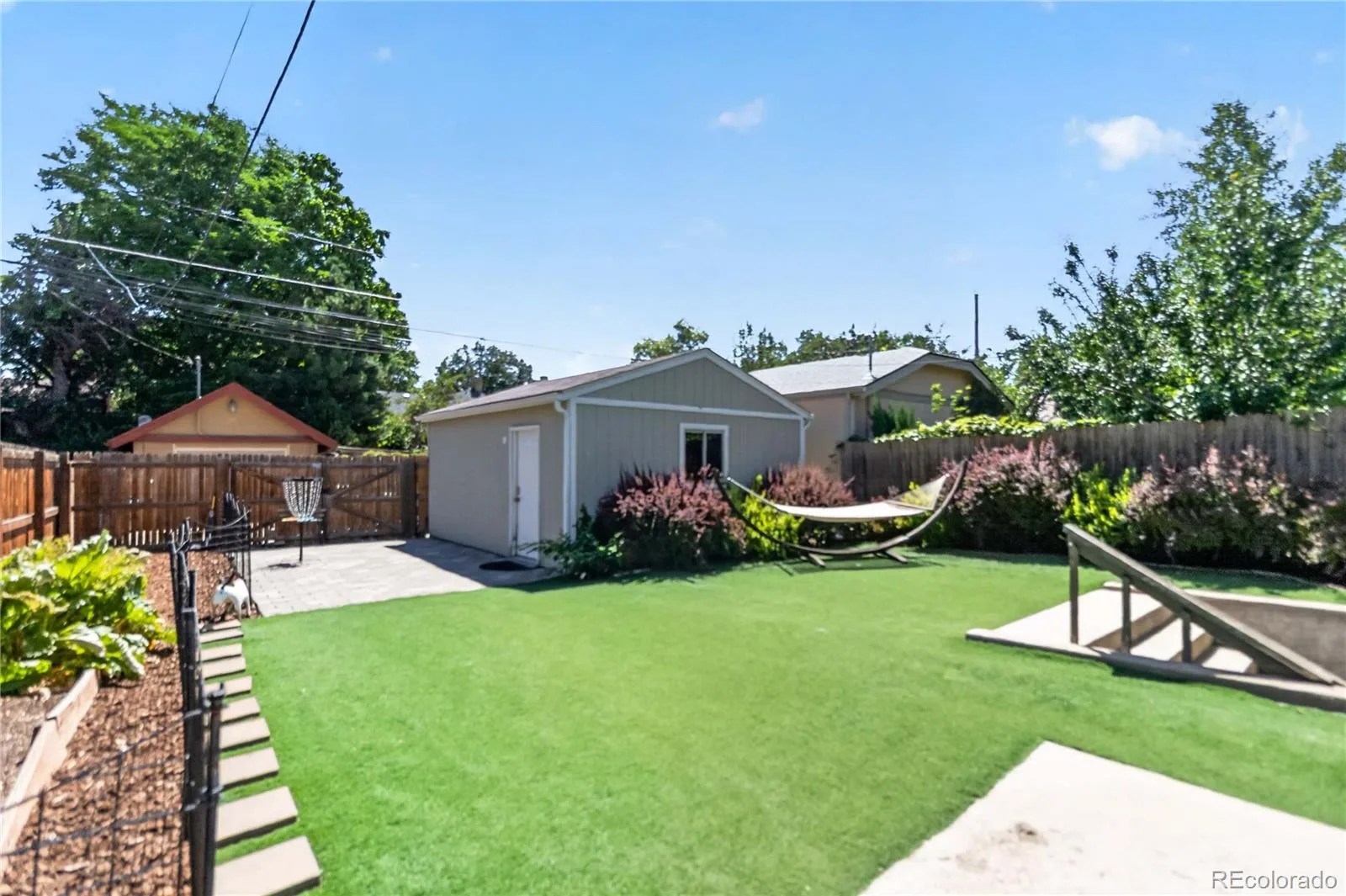 2320 N Glencoe Street Denver CO 80207 | MLS #REC7837631 08122026174954 1600 20