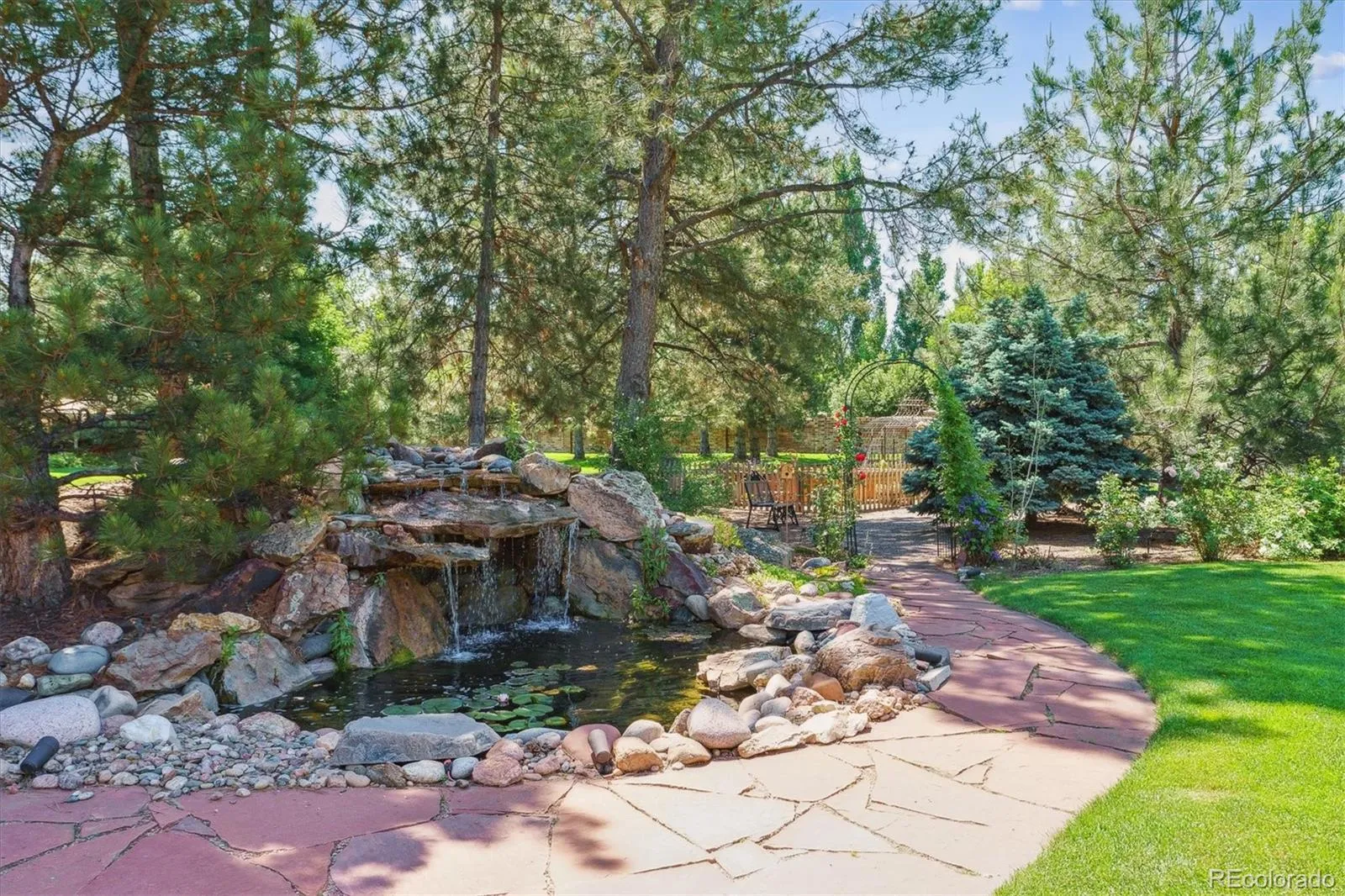 04112026180645 1600 35