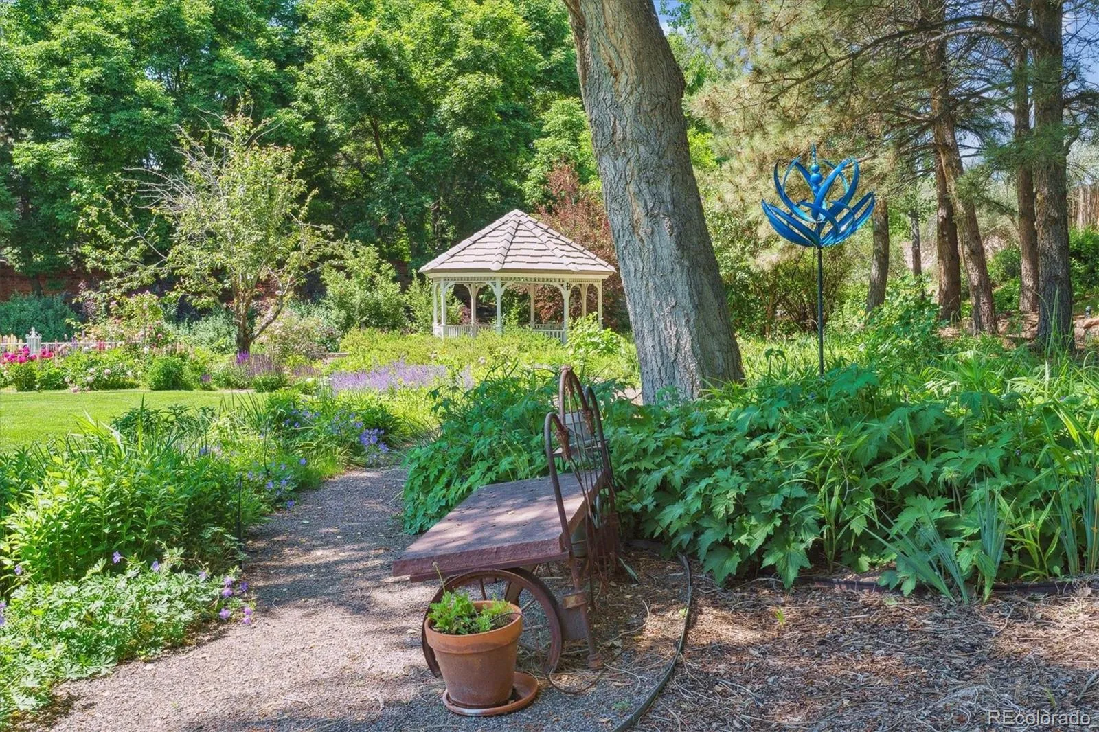 04112026180645 1600 38