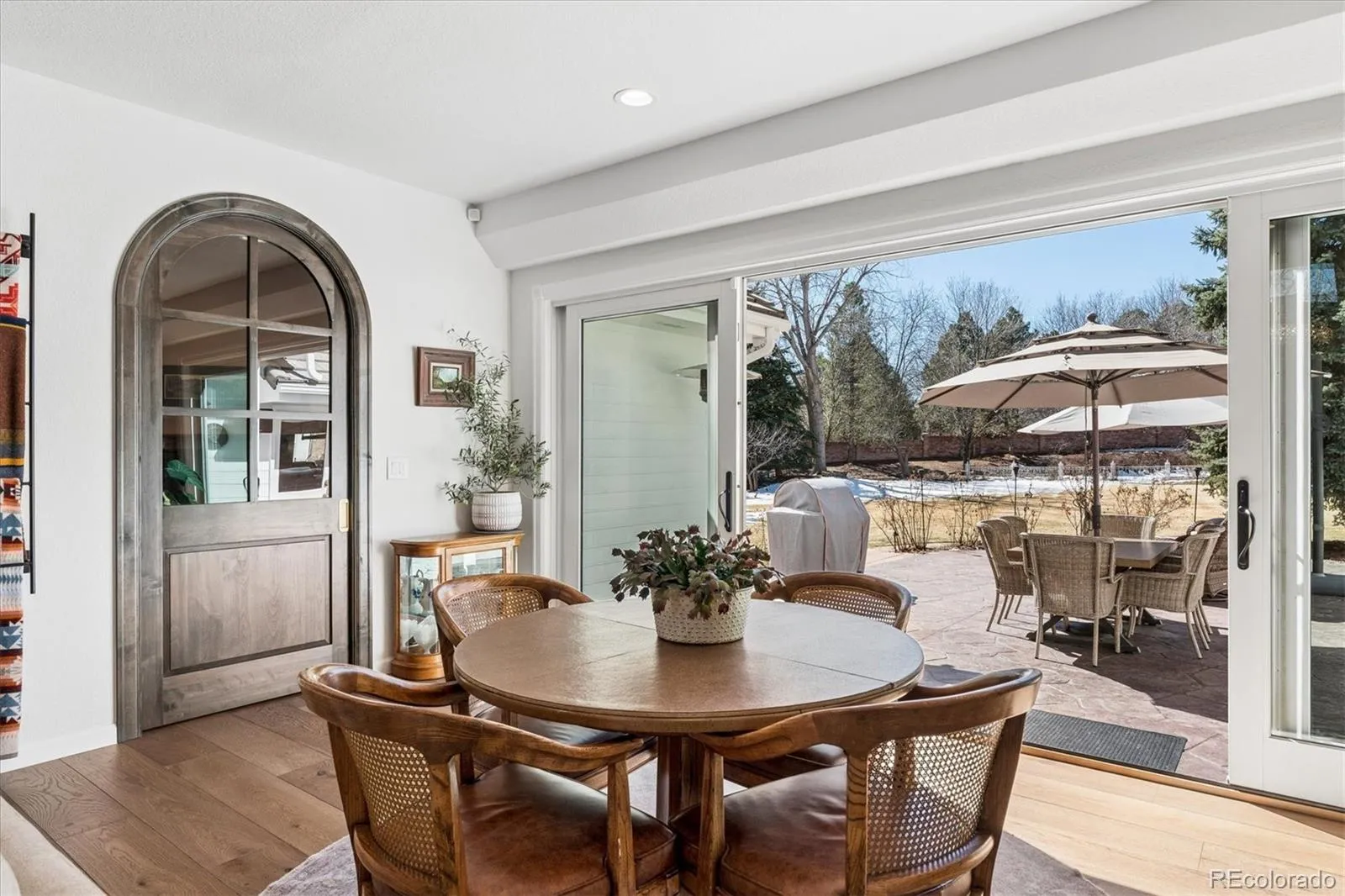 04112026180645 1600 6