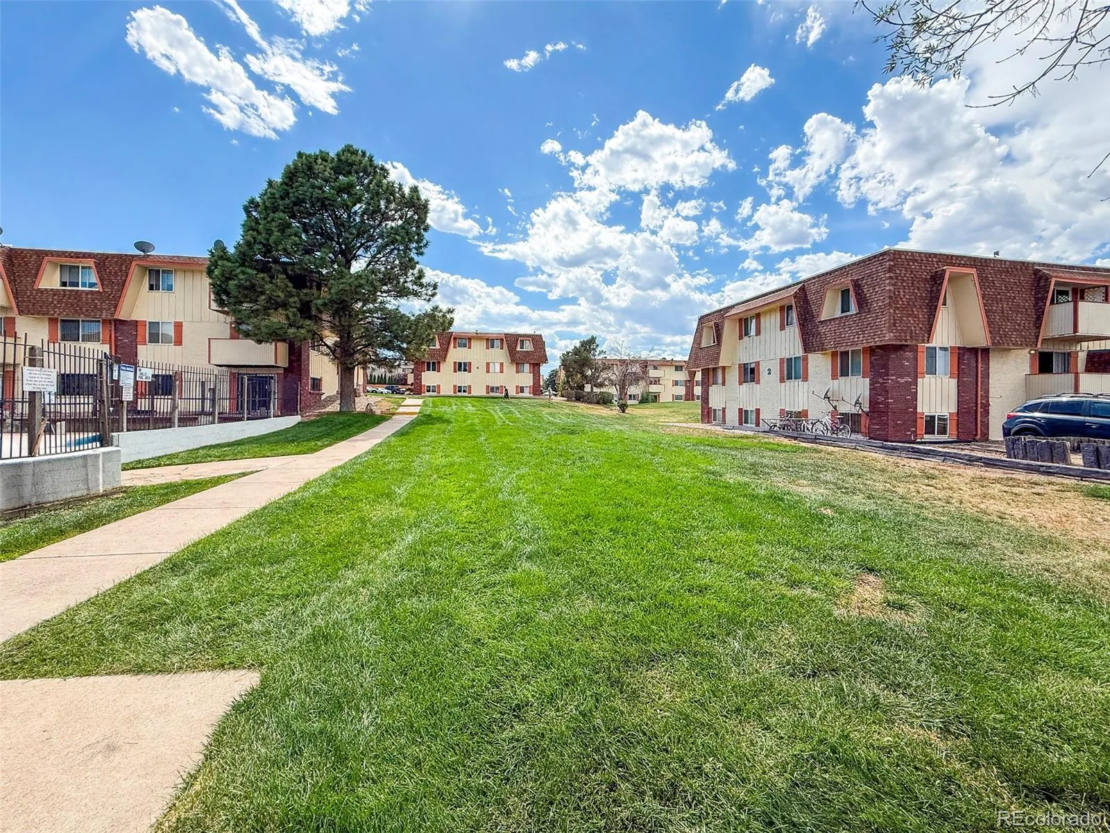 10211 Ura Lane #4-107 Denver CO 80260 | MLS #REC7839866 08262026154338 1600 1