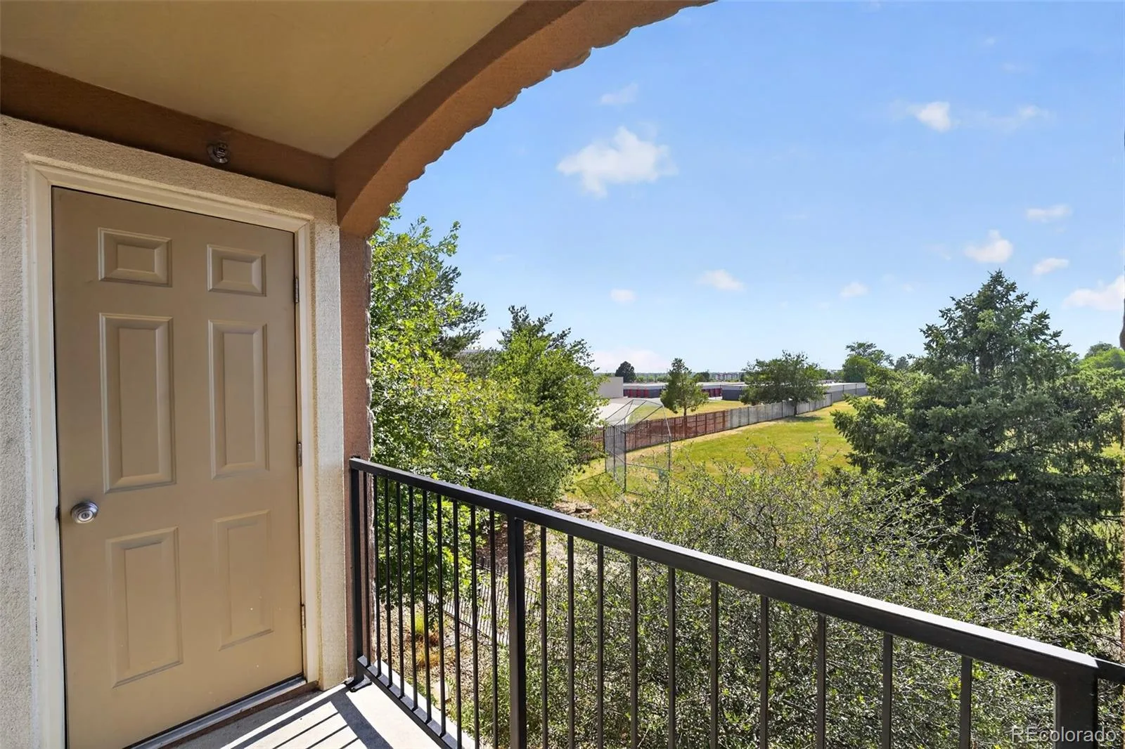 1601 Fraser Court #202 Aurora CO 80011 | MLS #REC7844095 07312026172855 1600 31