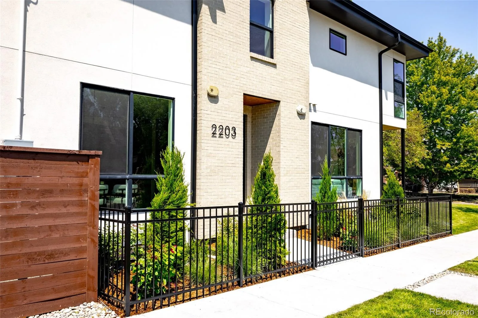 2203 W 37th Avenue Denver CO 80211 | MLS #REC7845032 08172026204602 1600 2
