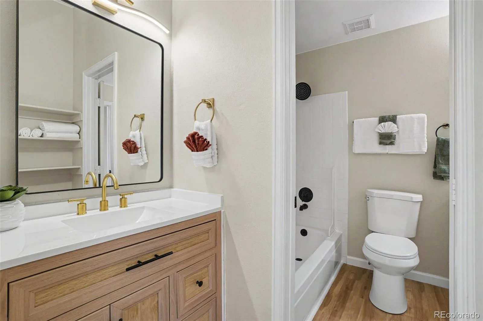 467 S Memphis Way #13 Aurora CO 80017 | MLS #REC7845419 08292026164803 1600 11