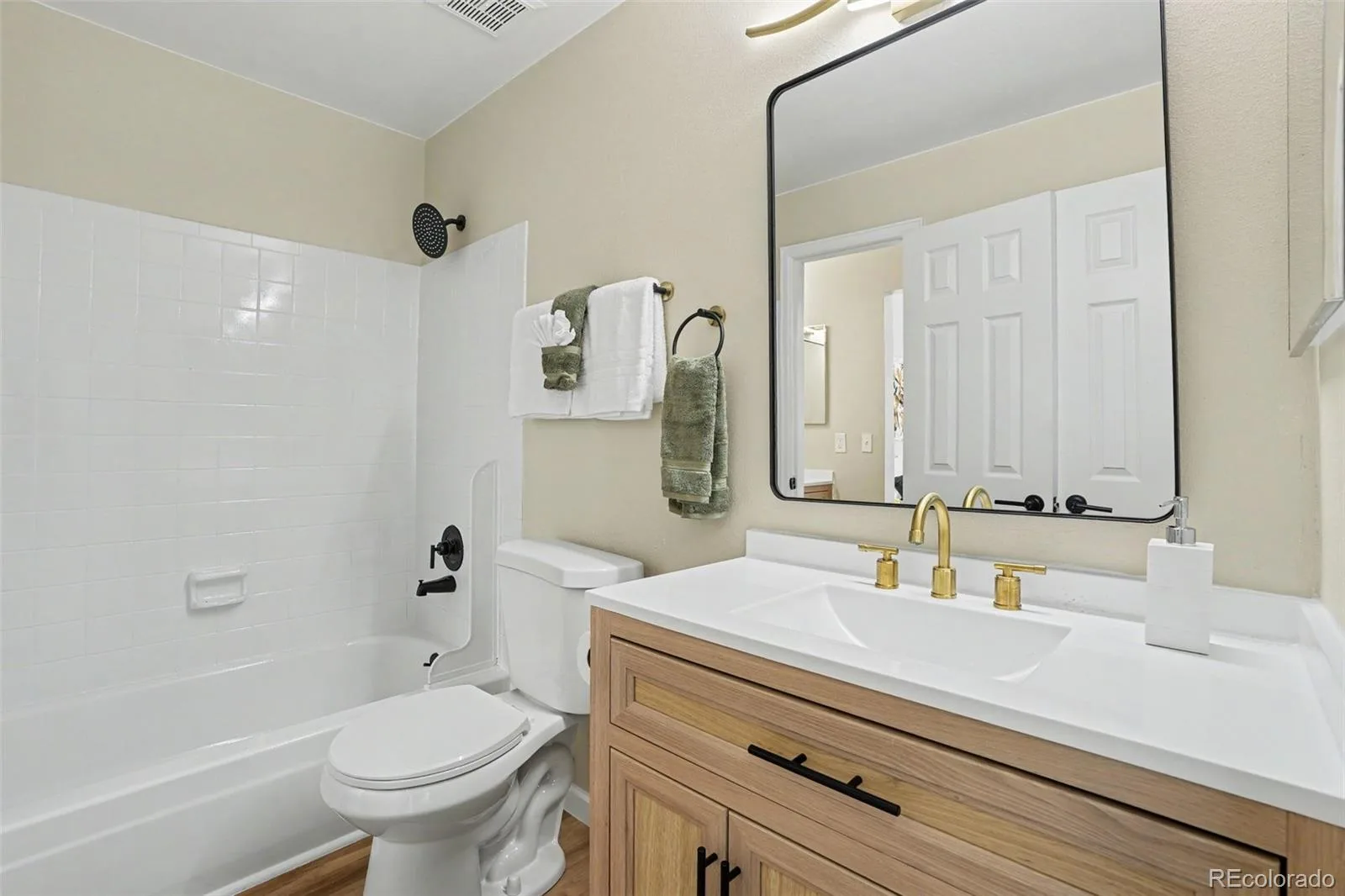 467 S Memphis Way #13 Aurora CO 80017 | MLS #REC7845419 08292026164803 1600 14