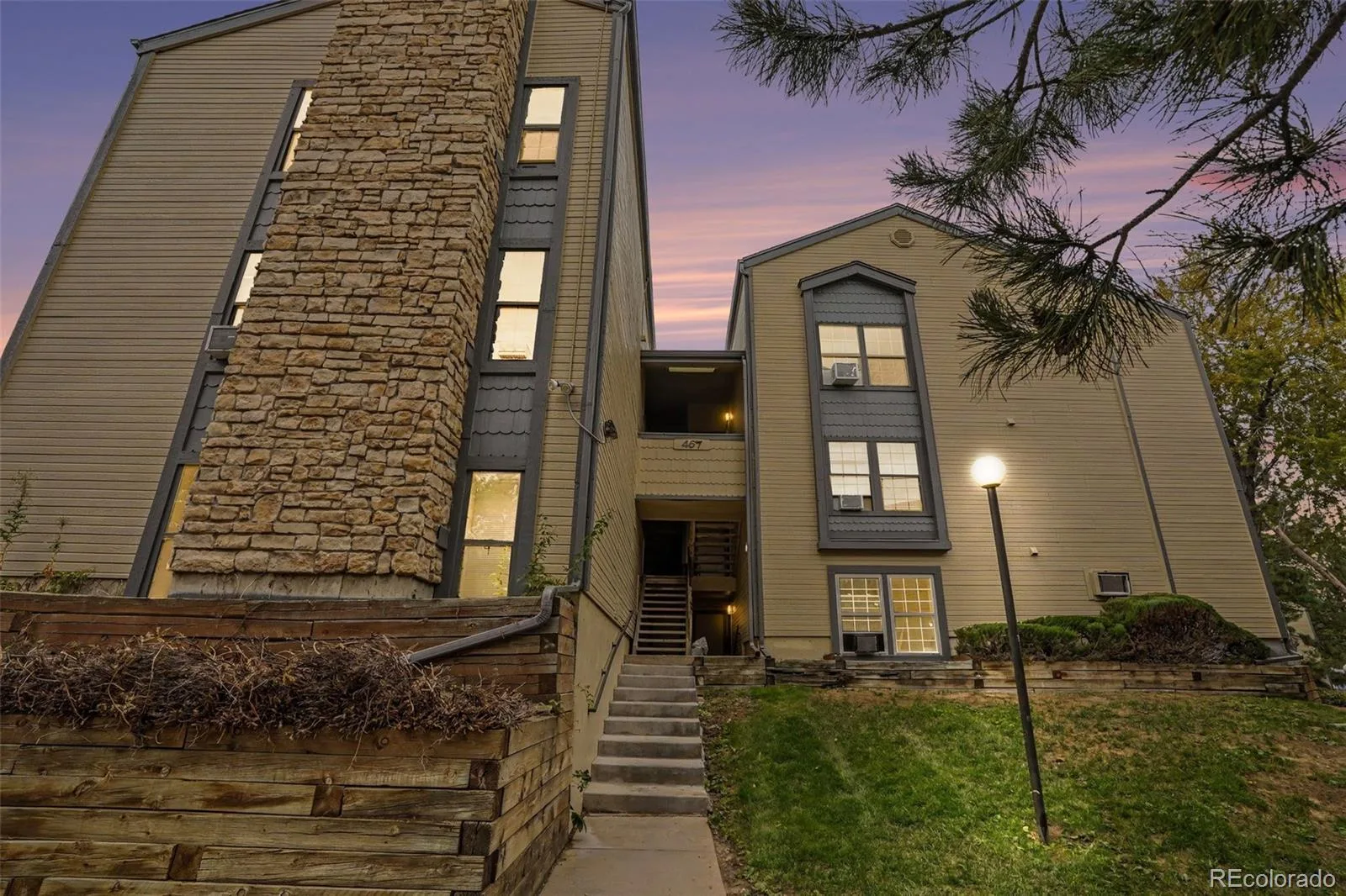 467 S Memphis Way #13 Aurora CO 80017 | MLS #REC7845419 08292026164803 1600 17