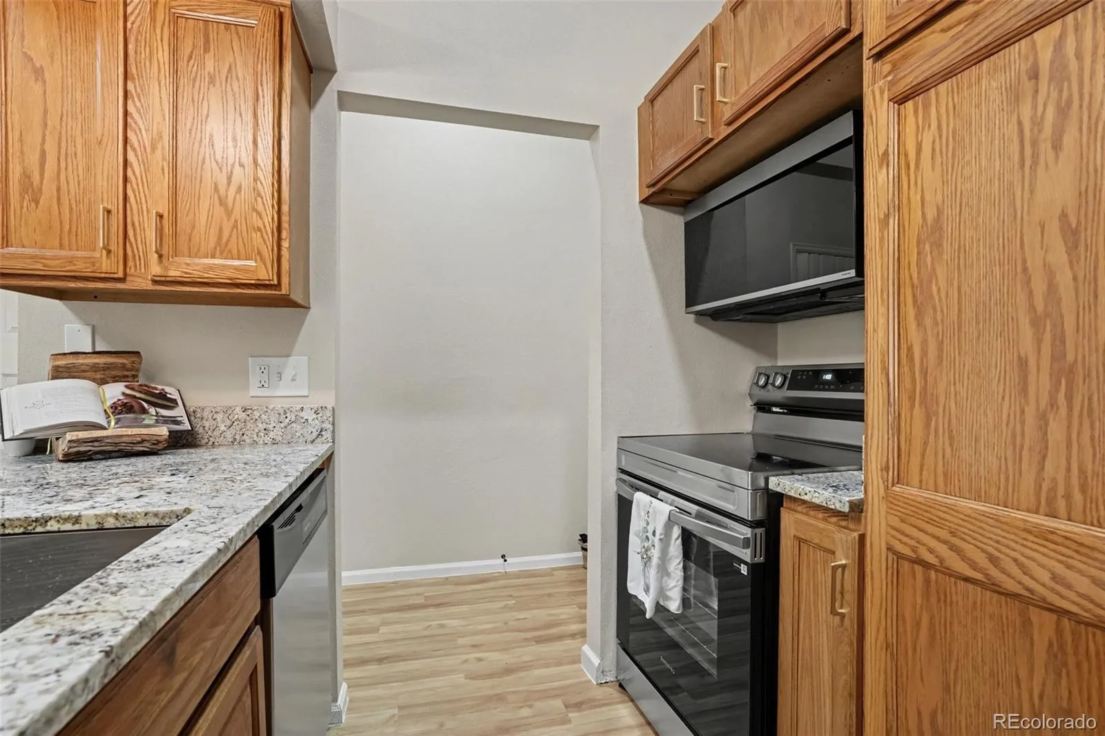 467 S Memphis Way #13 Aurora CO 80017 | MLS #REC7845419 08292026164803 1600 3