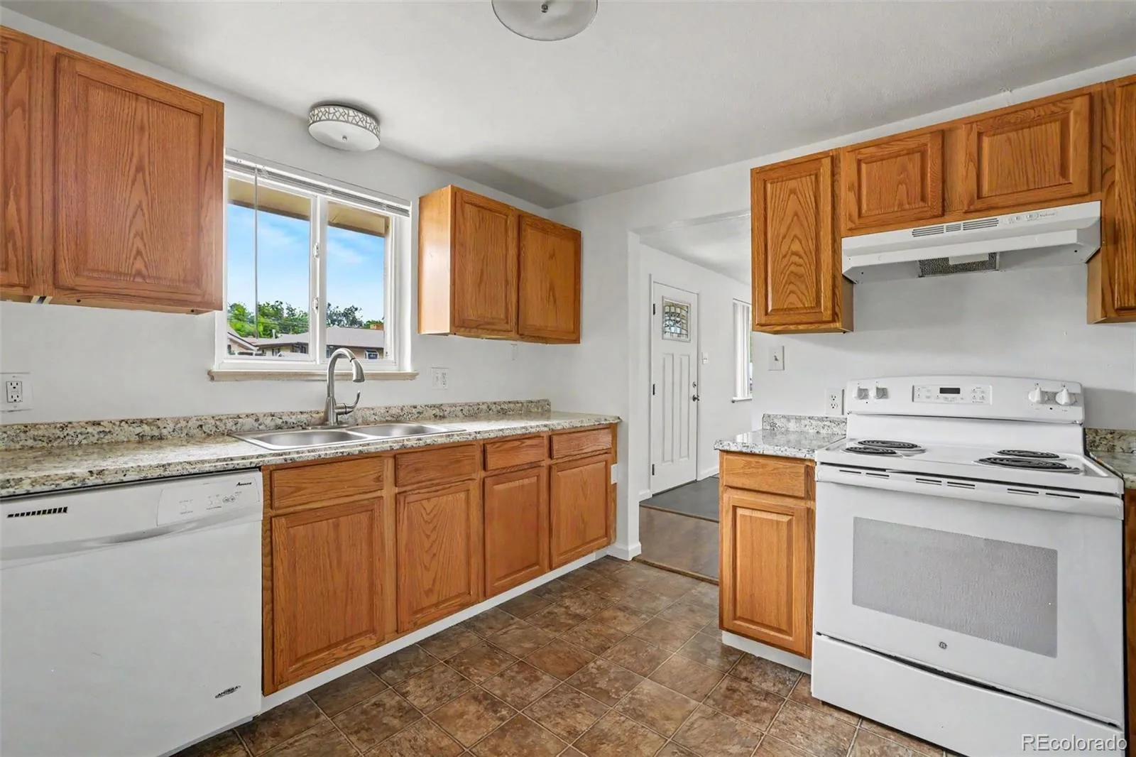 4636 Estes Street Wheat Ridge CO 80033 | MLS #REC7846237 08022026145536 1600 13