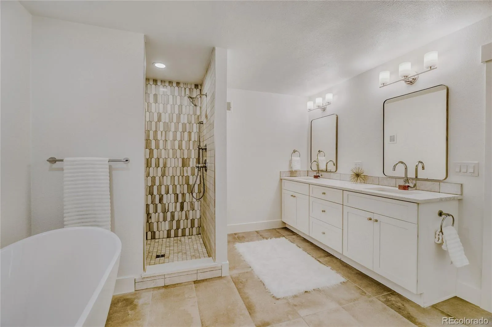 2631 Kearney Street Denver CO 80207 MLS #REC7851248 04232026183550 1600 17