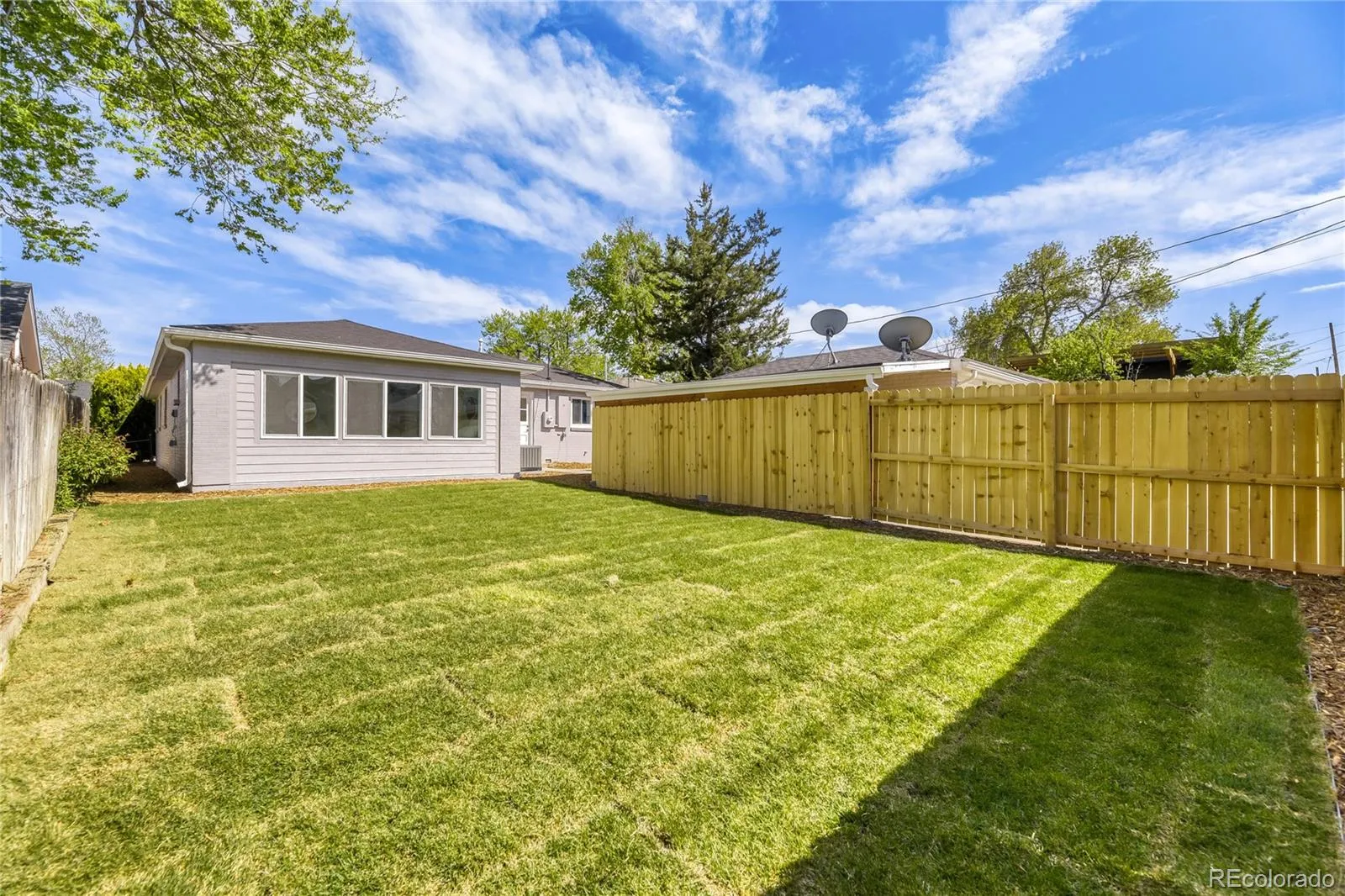 2631 Kearney Street Denver CO 80207 MLS #REC7851248 04232026183550 1600 27