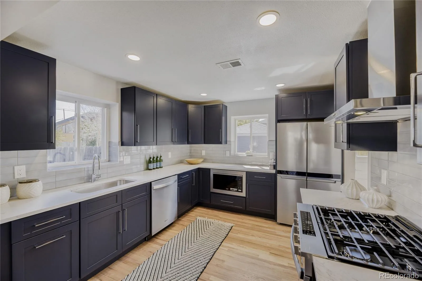 2631 Kearney Street Denver CO 80207 MLS #REC7851248 04232026183550 1600 7