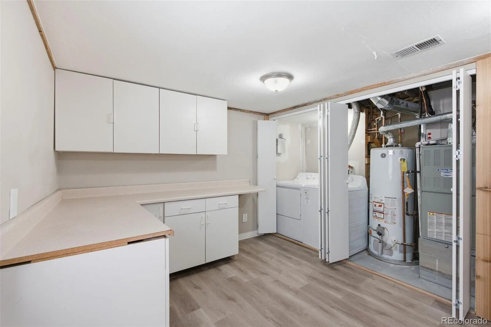 13722 W 64th Drive Arvada CO 80004 | MLS #REC7852637 08142026142308 1600 31
