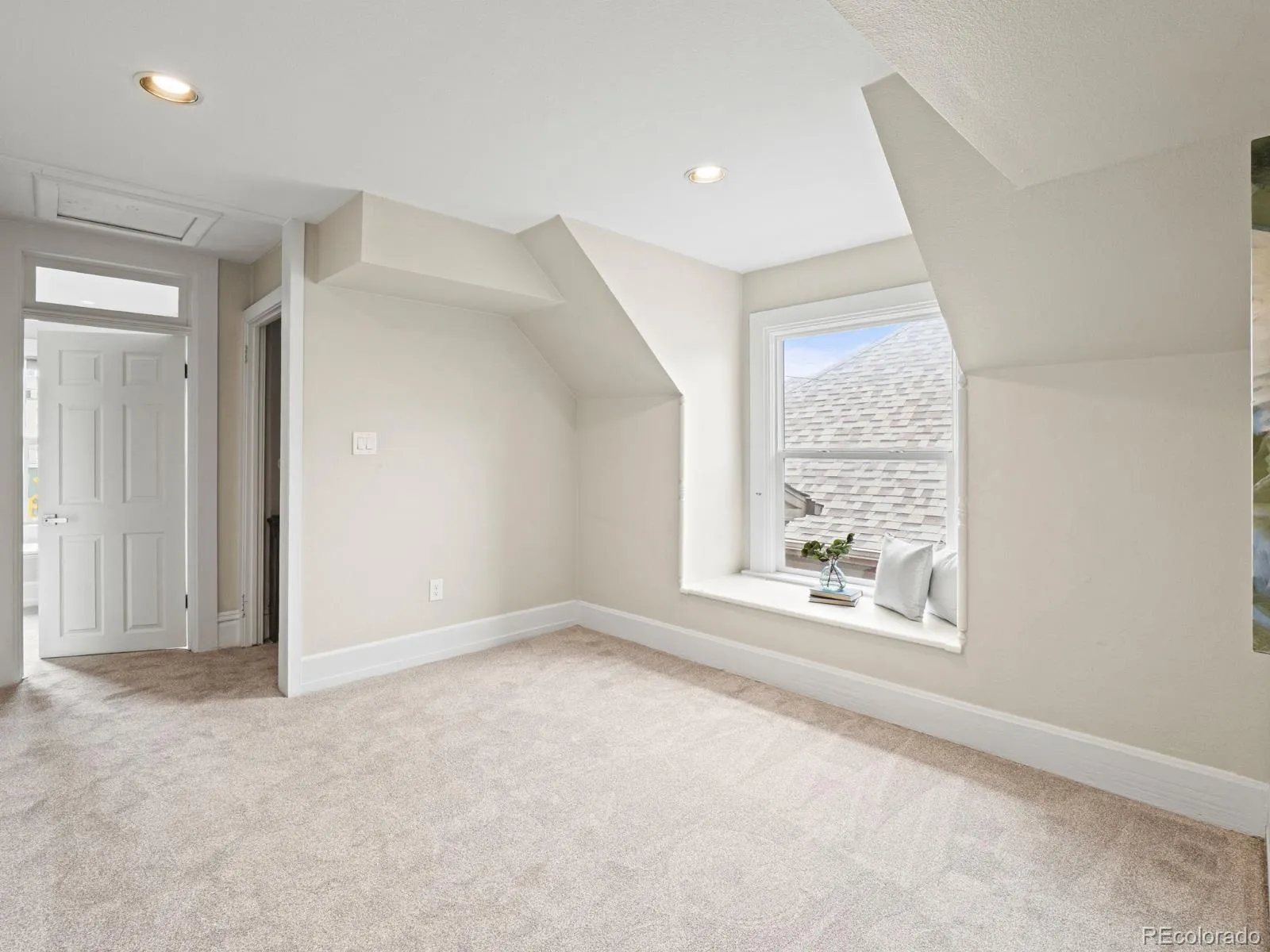 350 S Lincoln Street Denver CO 80209 MLS #REC7852895 05202026223943 1600 21