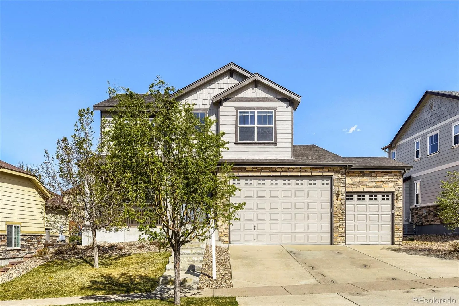 26070 E Davies Drive Aurora CO 80016 MLS #REC7859579 04232026003656 1600 1