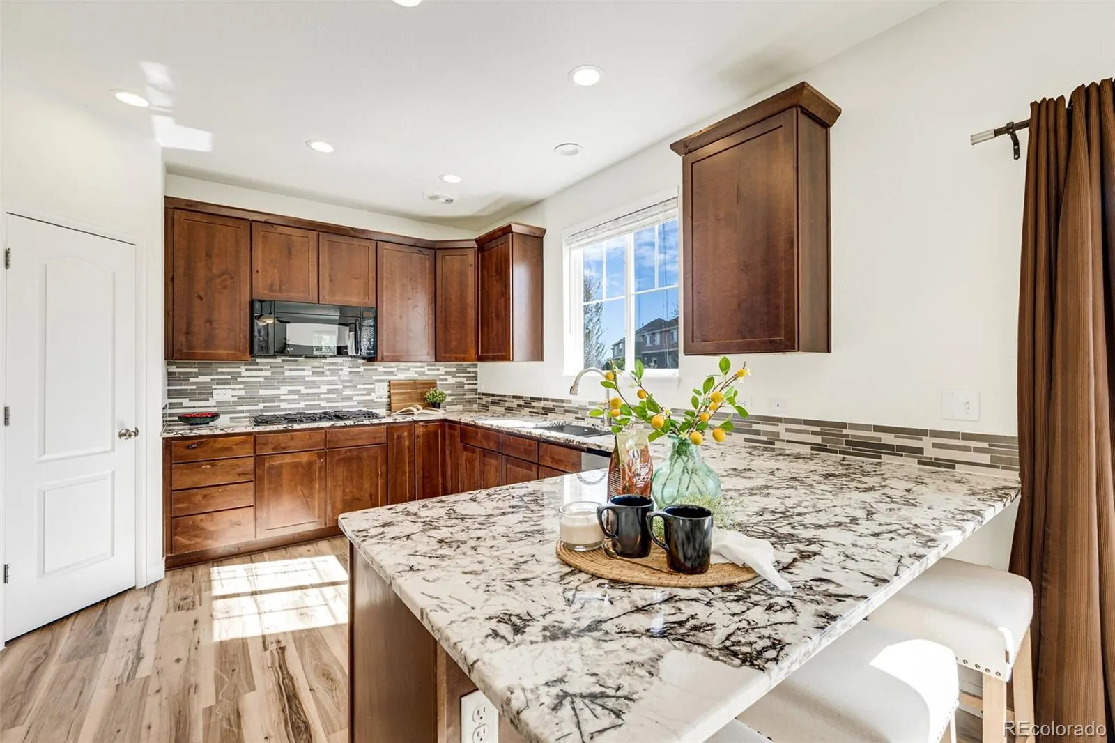 26070 E Davies Drive Aurora CO 80016 MLS #REC7859579 04232026003656 1600 13