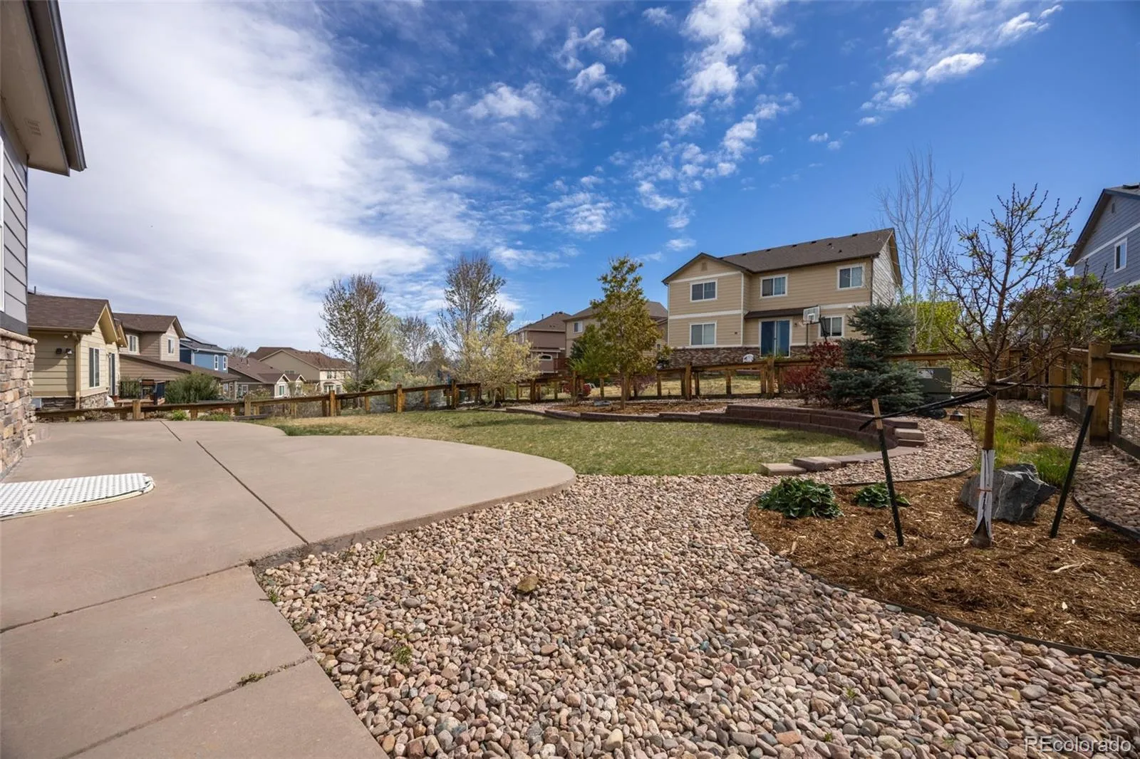 26070 E Davies Drive Aurora CO 80016 MLS #REC7859579 04232026003656 1600 39