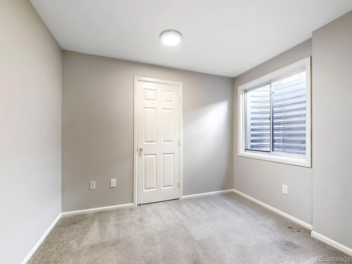 9889 Thornbury Way Littleton CO 80129 | MLS #REC7864212 08272026205538 1200 12