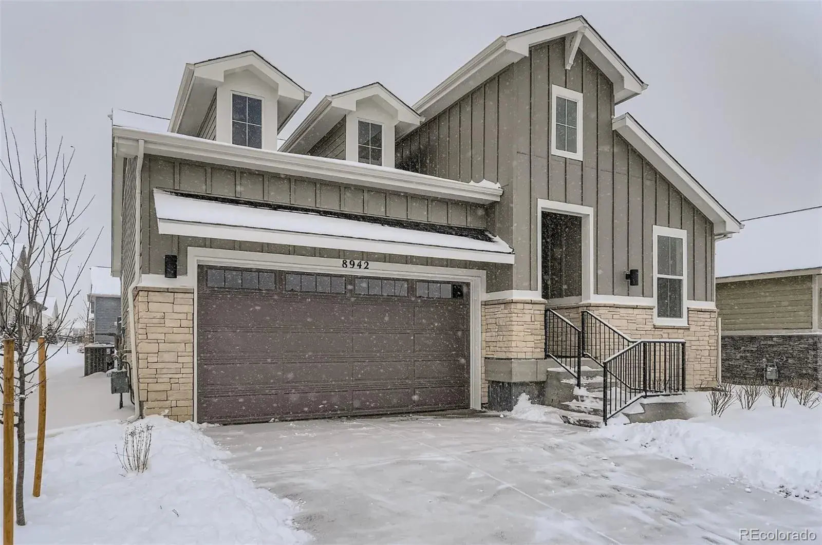 8942 S Riviera Way Aurora CO 80016 MLS #REC7865358 01282026154752 1600 2