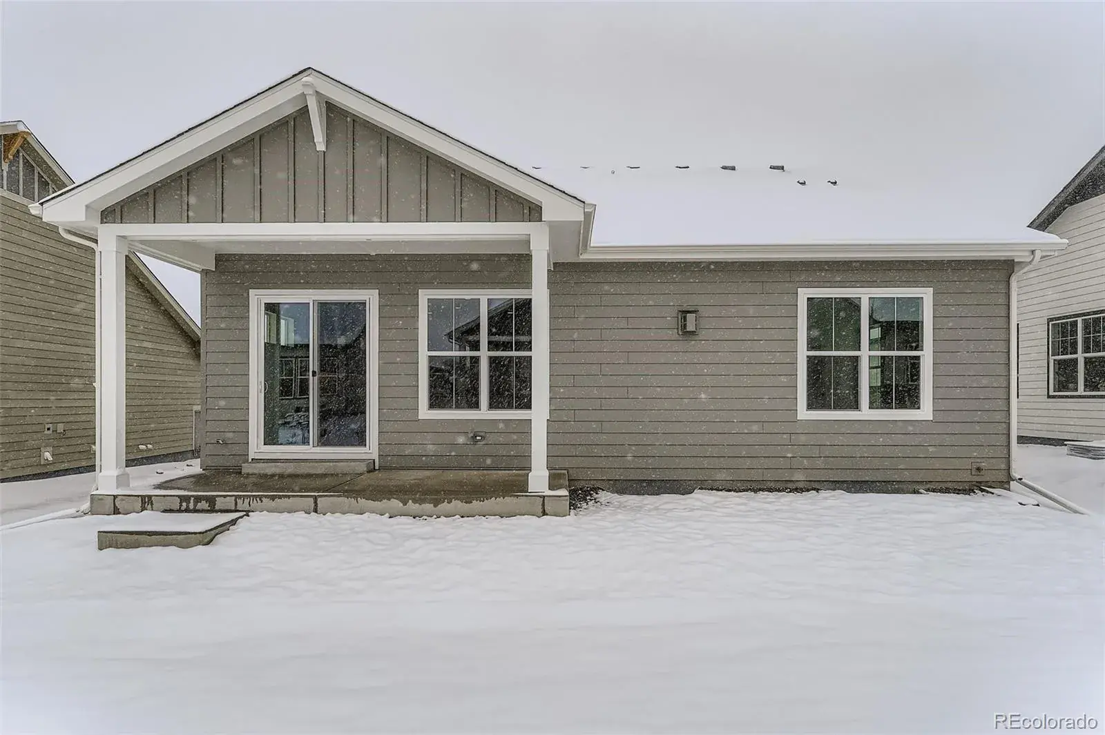 8942 S Riviera Way Aurora CO 80016 MLS #REC7865358 01282026154752 1600 28