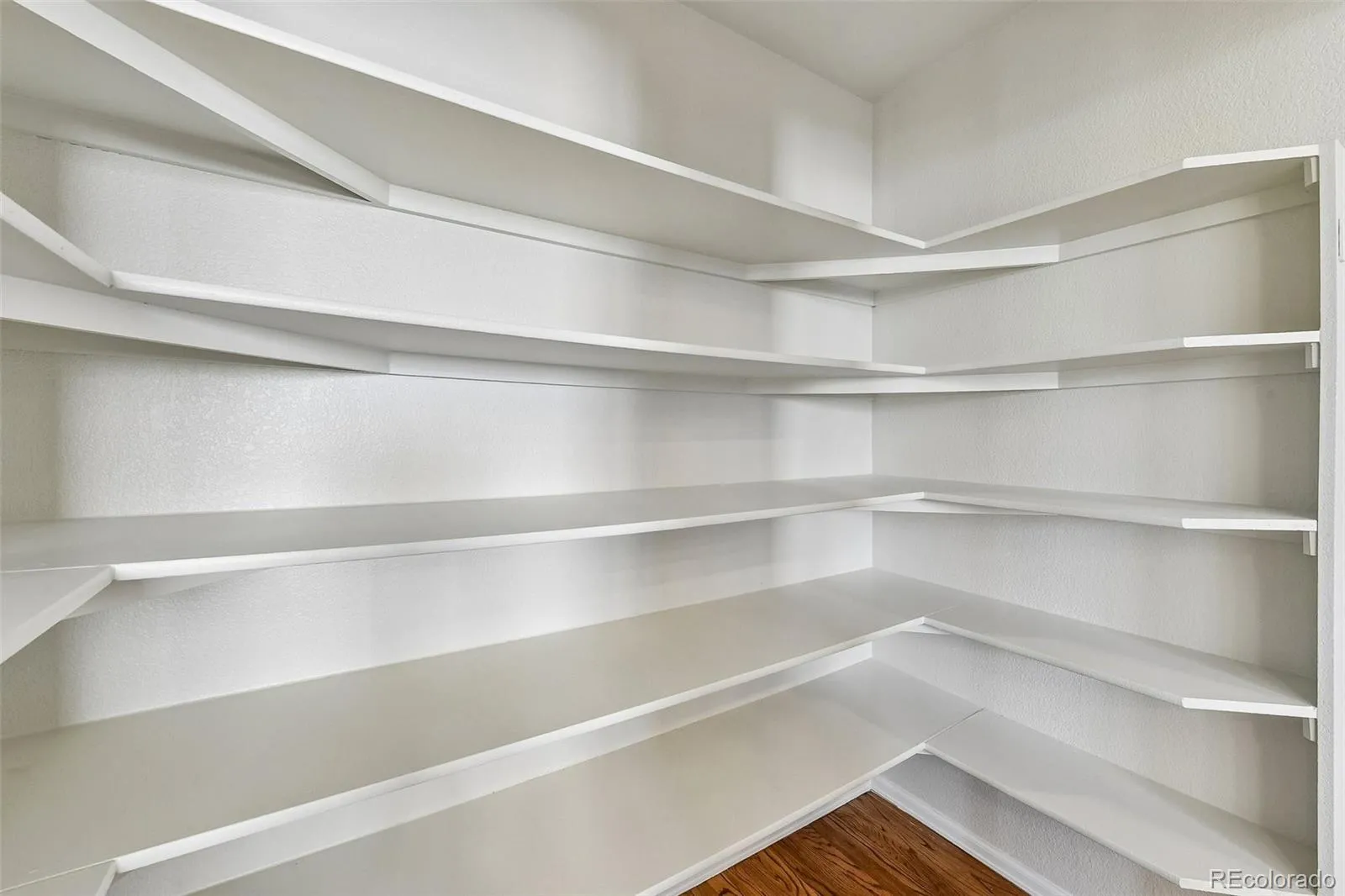 04092026223916 1600 10