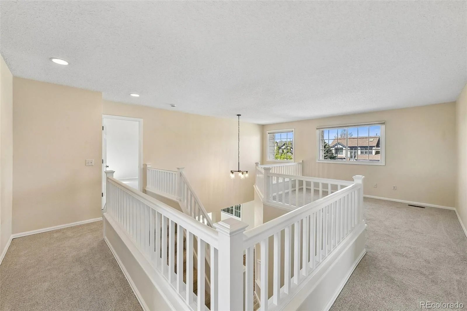 9268 Canyon Wren Court Highlands Ranch CO 80126 MLS #REC7866591 06022026063007 1600 32