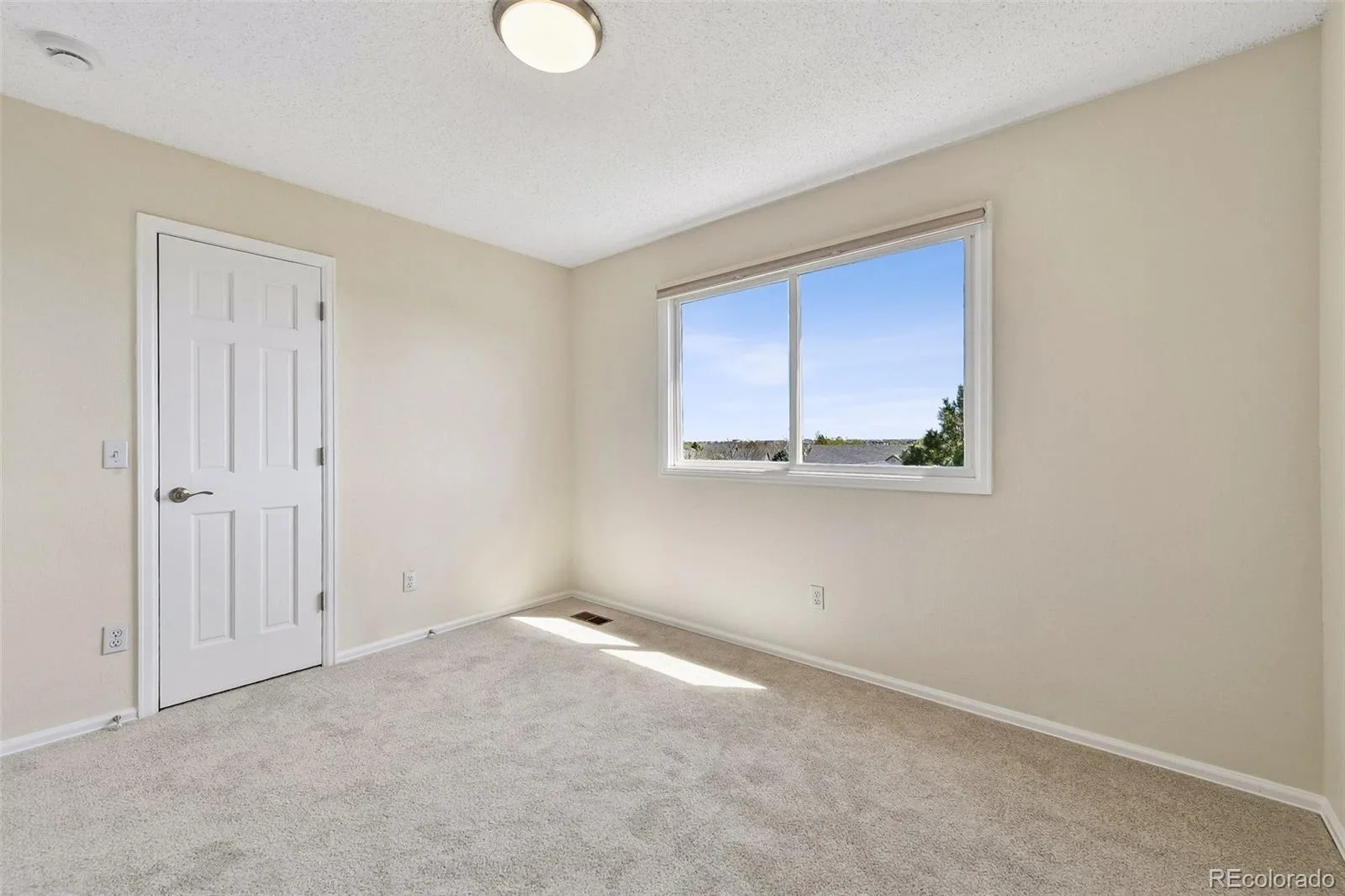 9268 Canyon Wren Court Highlands Ranch CO 80126 MLS #REC7866591 06022026063007 1600 36
