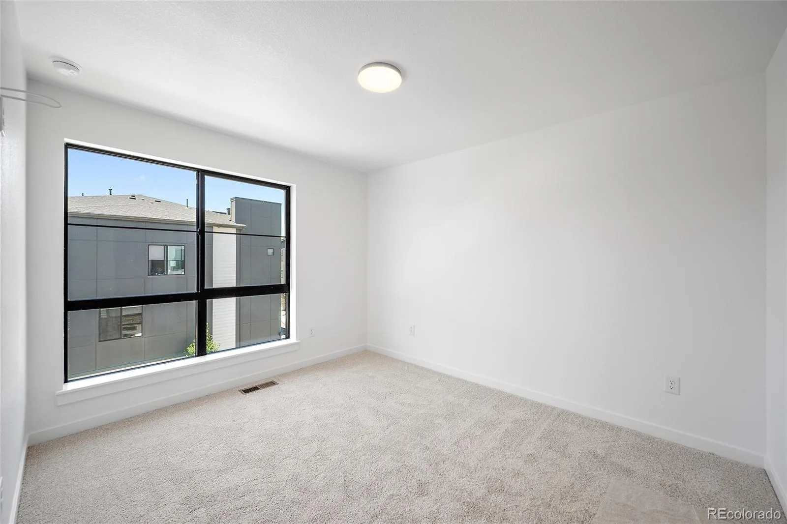 2020 S Holly Street #3 Denver CO 80222 MLS #REC7867127 07172026164509 1600 22