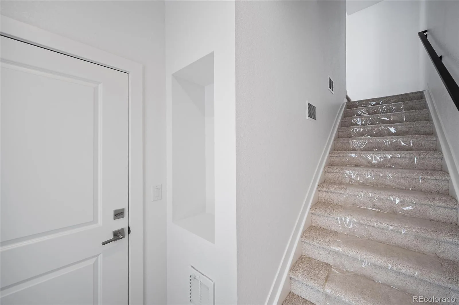 2020 S Holly Street #3 Denver CO 80222 MLS #REC7867127 07172026164509 1600 26