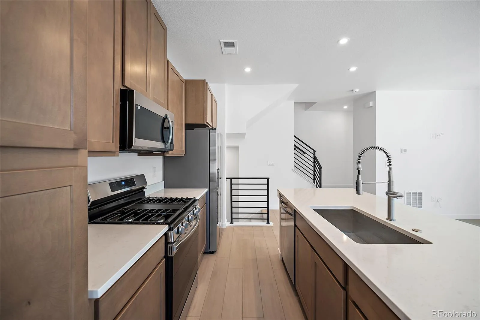 2020 S Holly Street #3 Denver CO 80222 MLS #REC7867127 07172026164509 1600 7