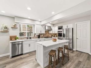 8249 W Phillips Avenue Littleton CO 80128 | MLS #REC7867414 MLS #REC7867414 image #0