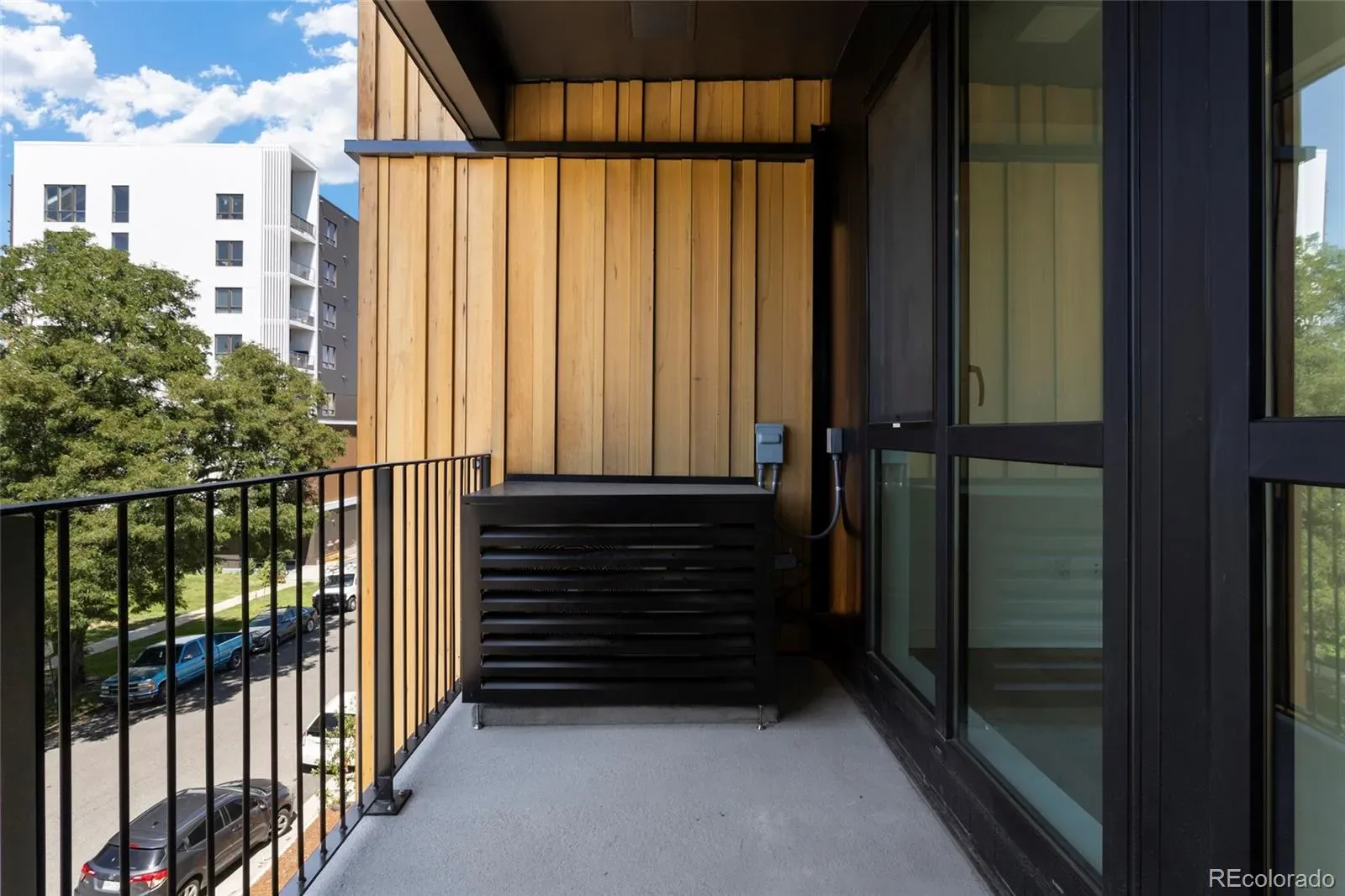 03232026210557 1600 10