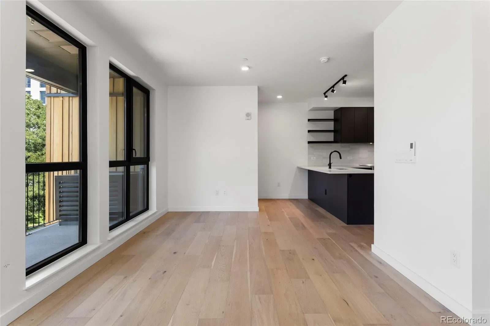 03232026210557 1600 14