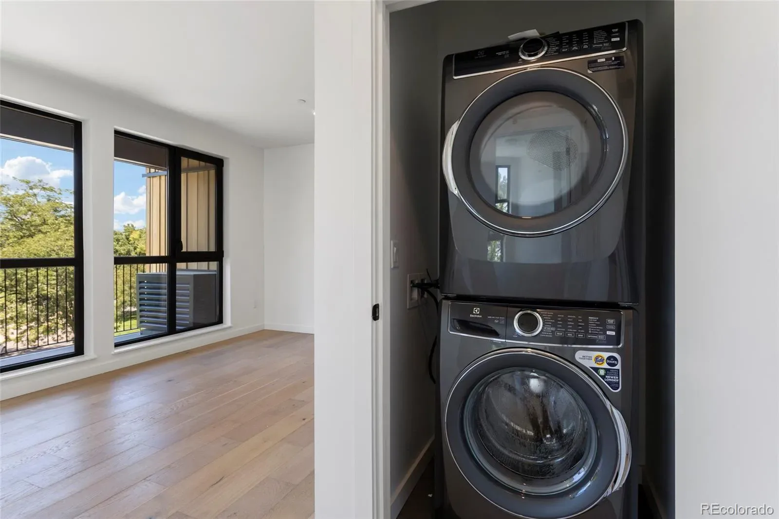 03232026210557 1600 15