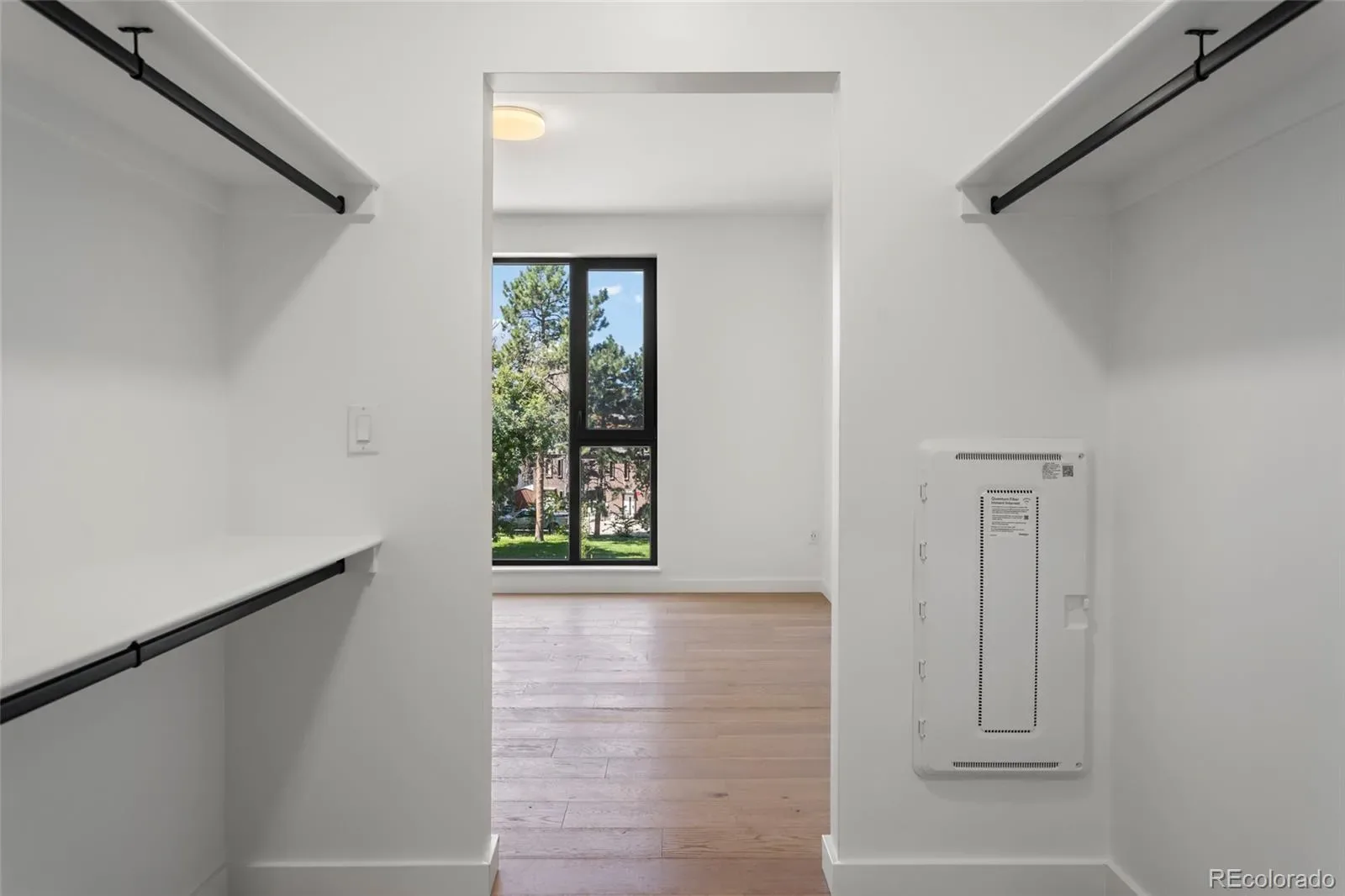 03232026210557 1600 21