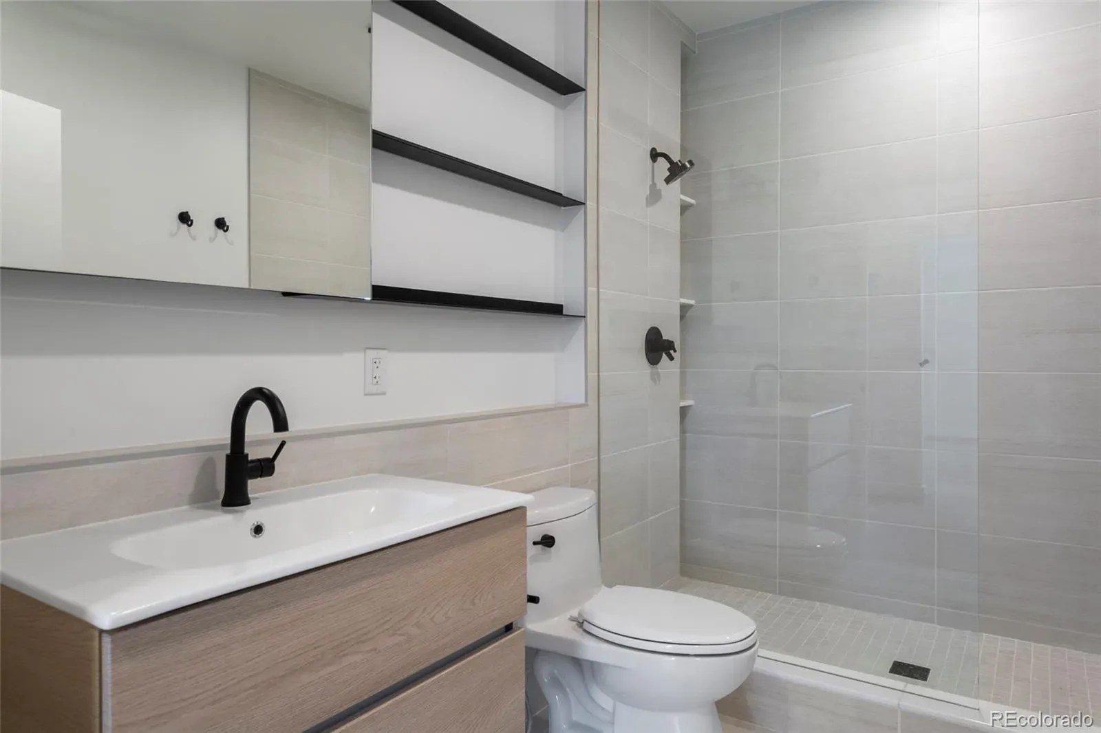 03232026210557 1600 23