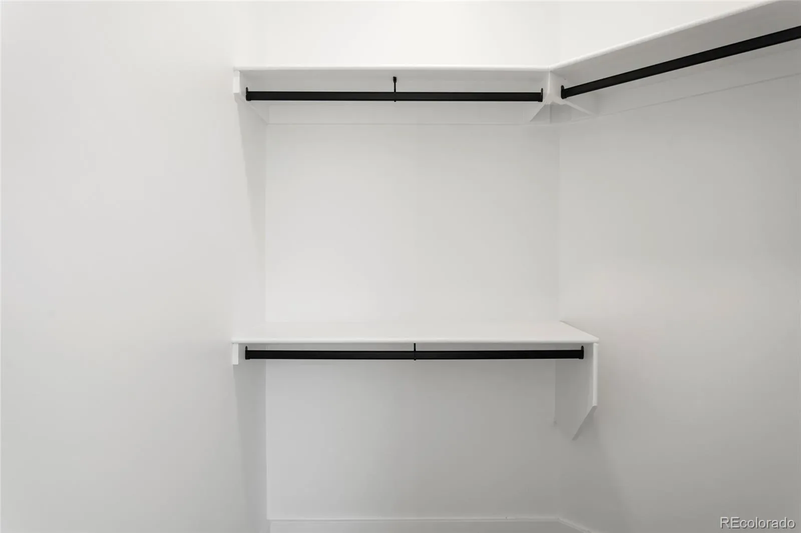 03232026210557 1600 25