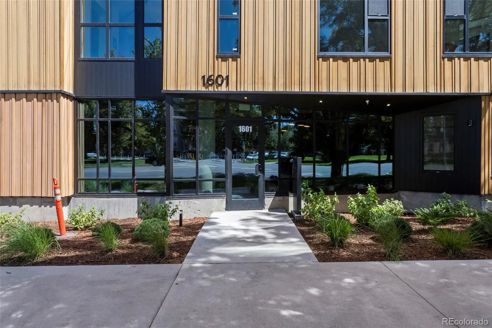 03232026210557 1600 30