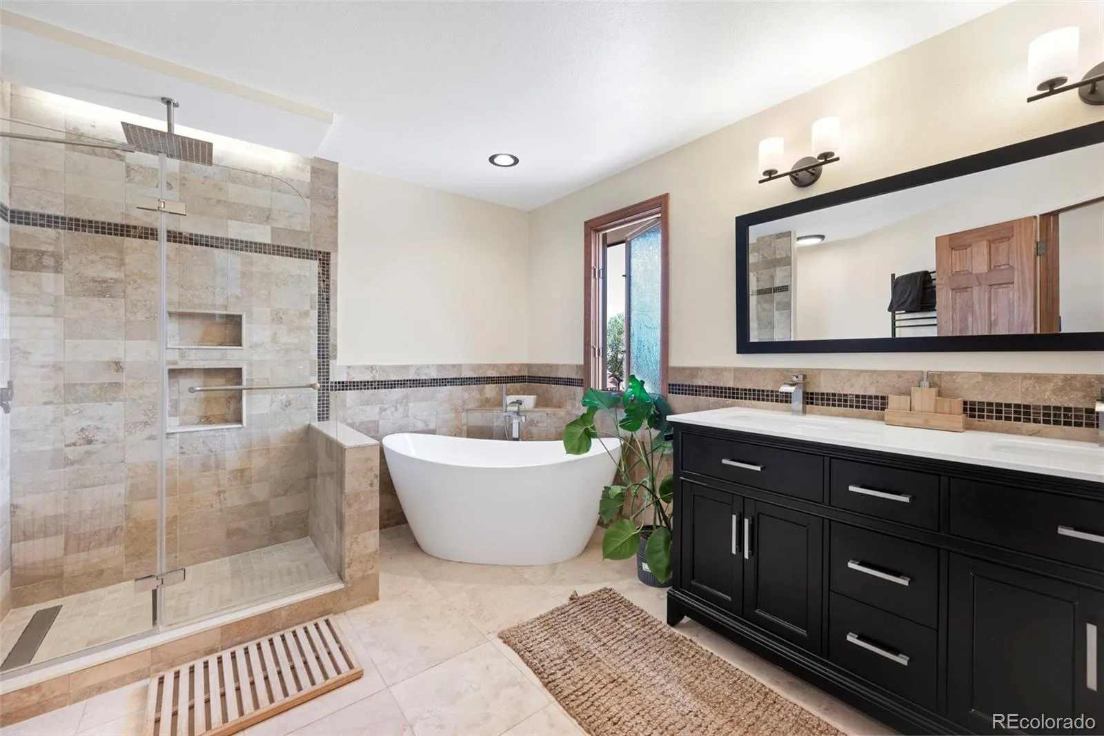 407 Defrance Drive Golden CO 80401 MLS #REC7869840 06092026043007 1600 20