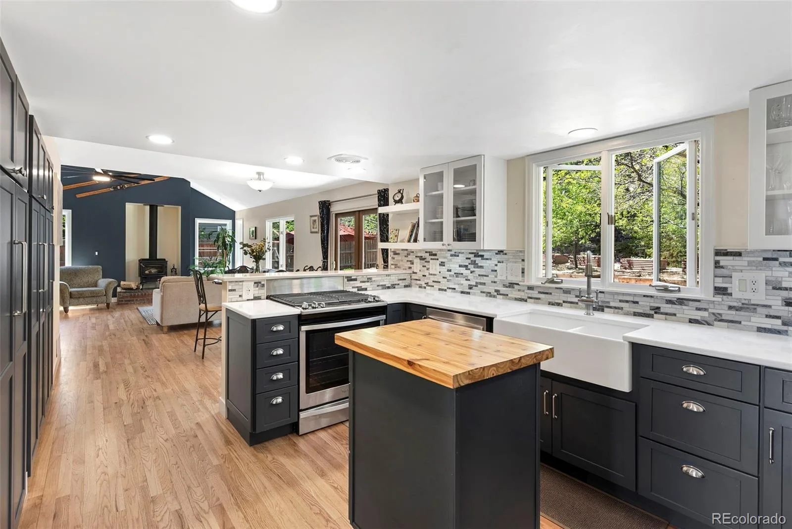 407 Defrance Drive Golden CO 80401 MLS #REC7869840 06092026043007 1600 7