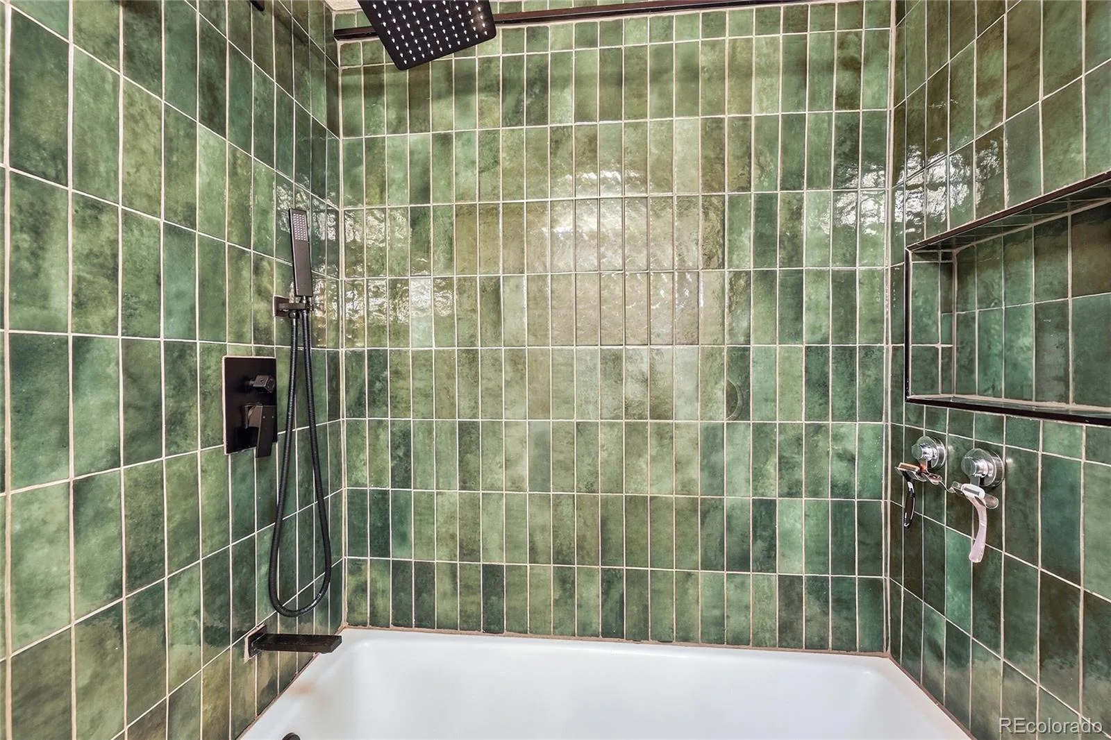 1660 Ingalls Street Lakewood CO 80214 | MLS #REC7870459 08112026153514 1600 22