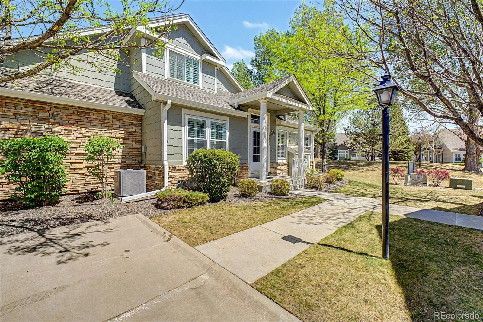 6340 Deframe Way Arvada CO 80004 MLS #REC7871828 04272026173819 1600 2