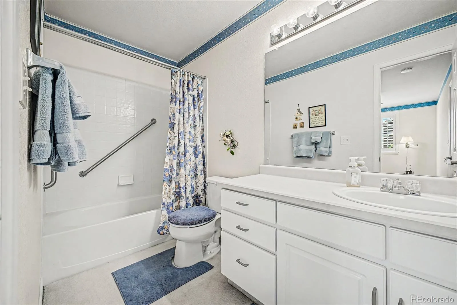 6340 Deframe Way Arvada CO 80004 MLS #REC7871828 04272026173819 1600 23