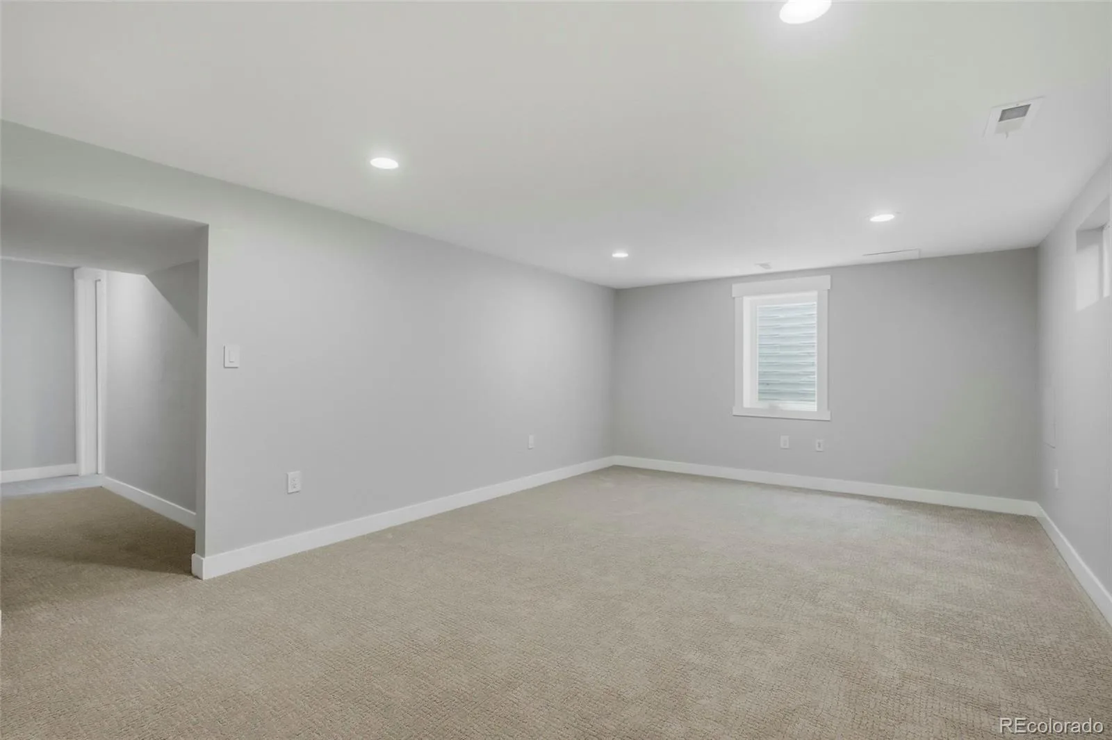 3692 E Briarwood Avenue Littleton CO 80122 | MLS #REC7871840 08292026134247 1600 31