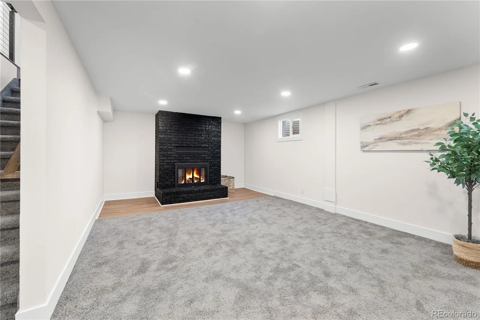 04122026223706 1600 28