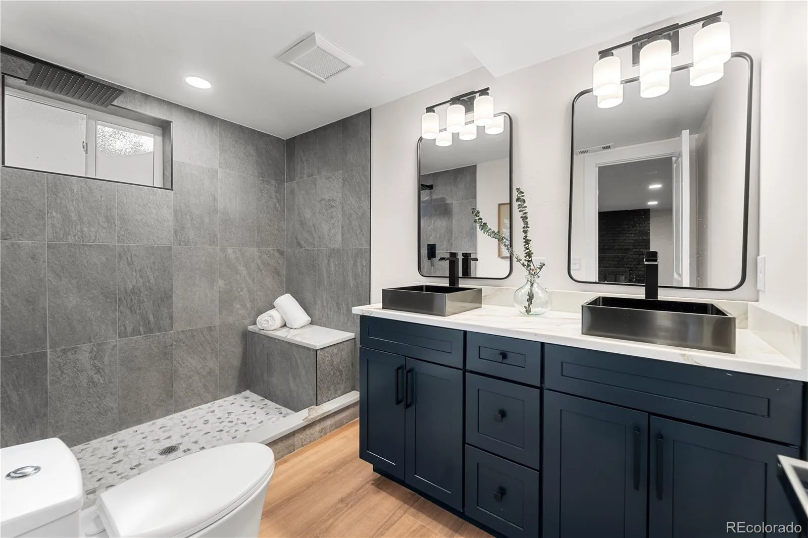 04122026223706 1600 31