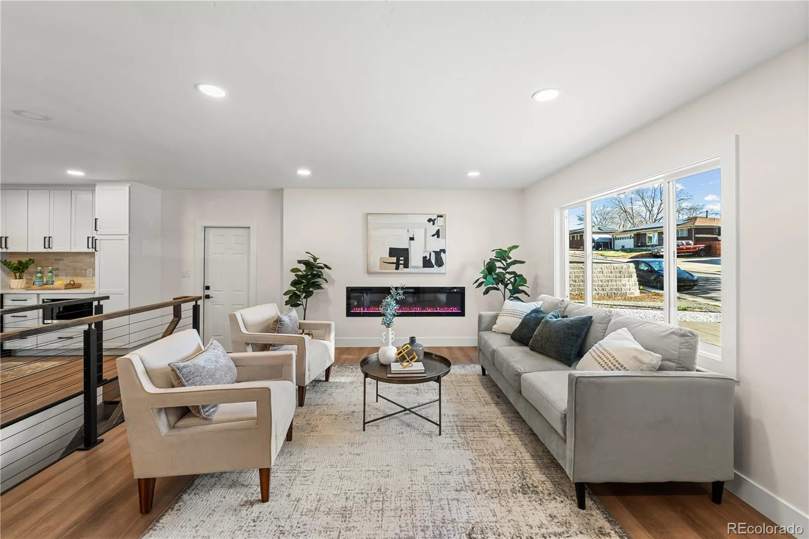 04122026223706 1600 6