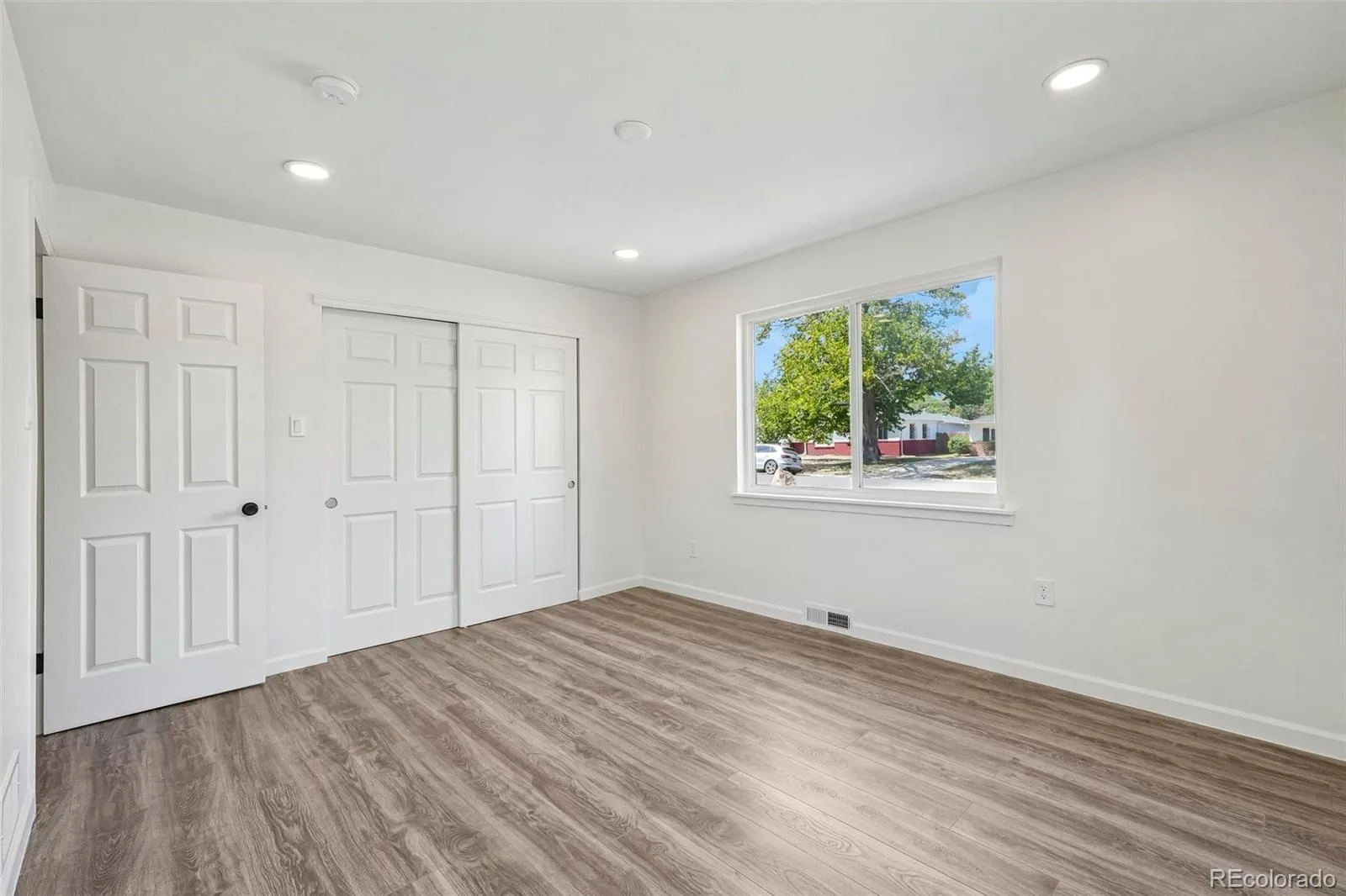 2850 Ivy Street Denver CO 80207 | MLS #REC7879357 08142026163419 1600 22